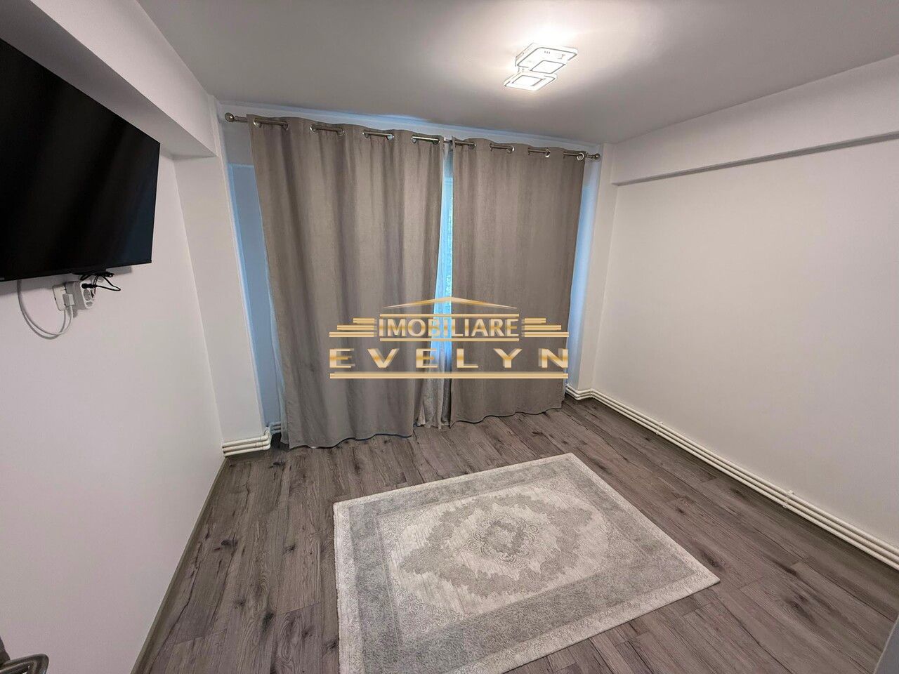 Apartament 3 camere de vânzare – Str. Ion Pilat - Poză 8