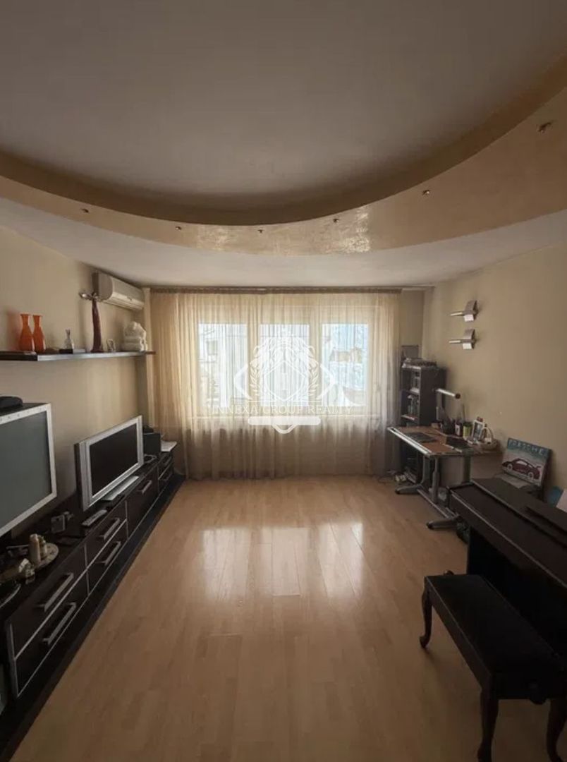 Calea Victoriei | Apartament 2 camere | Bloc fără încadrare seismica | Etaj 3 - Poză 1
