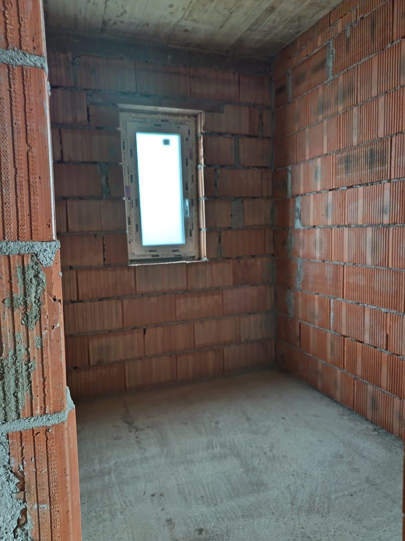 Jumătate de duplex la roșu de vânzare în Giarmata Vii, 129,52 mp utili - Poză 28