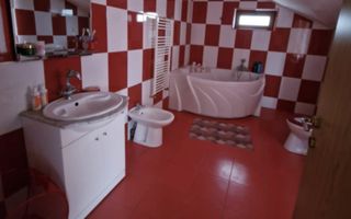 Casa de inchiriat | Snagov | acces direct la lac | ponton propriu - Poză 11