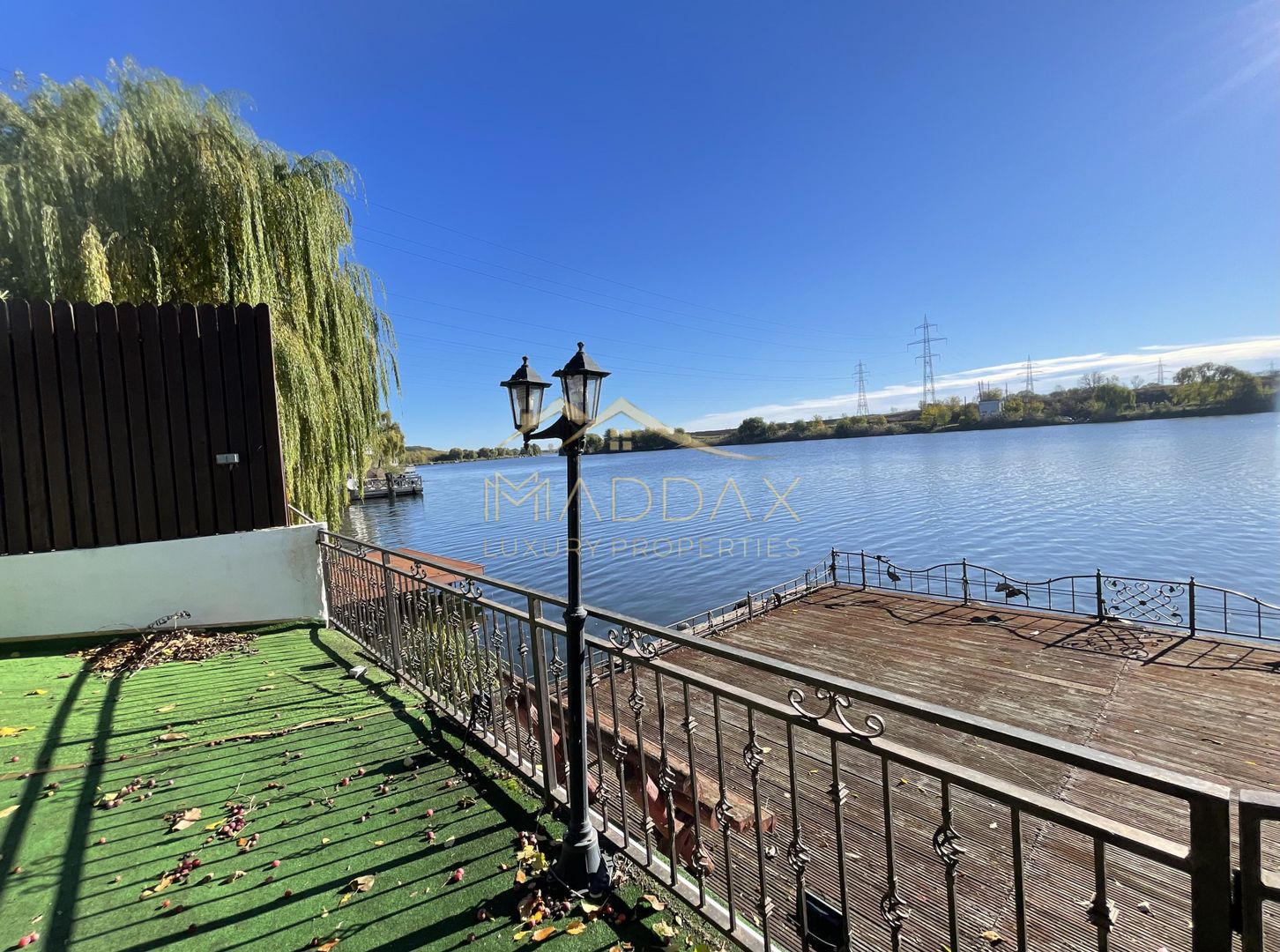 Vila 7 camere**Lake view**Ponton privat**Piscina**Teren 933 MP//Balotesti - Poză 44