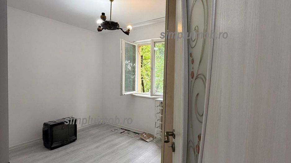 2 Camere Renovat Luica/Piata Resita - Poză 9