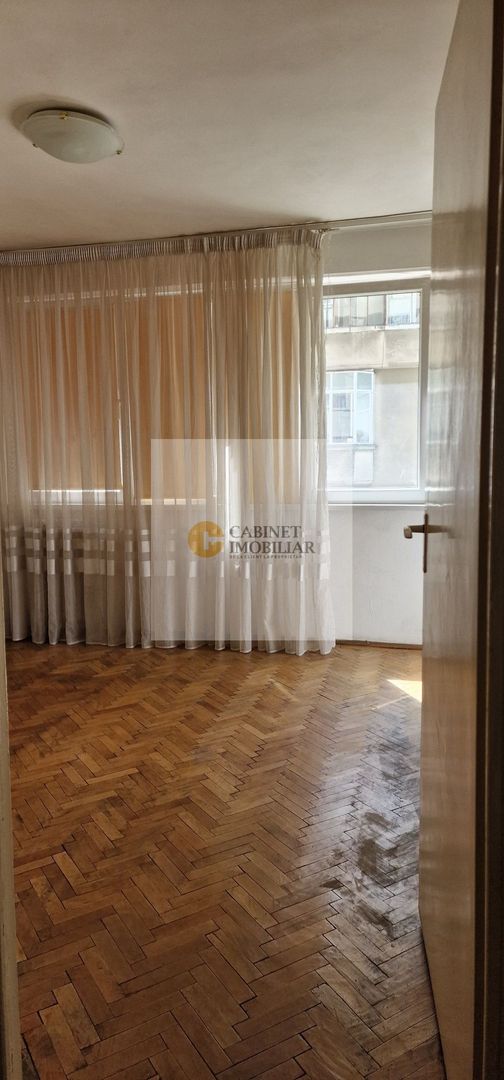 Cismigiu  |  Creditabil  | Decomandat |  De Renovat - Poză 4