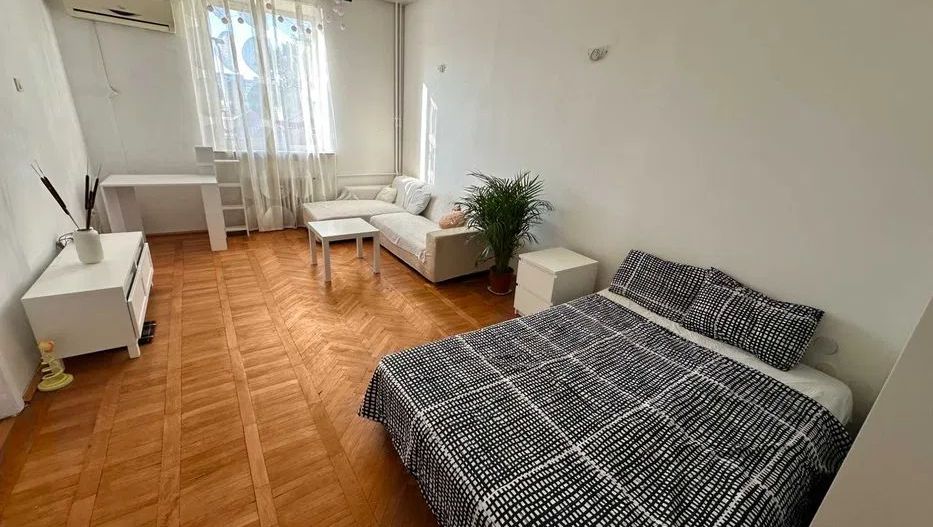 Garsoniera cocheta, Vatra Luminoasa - Poză 1