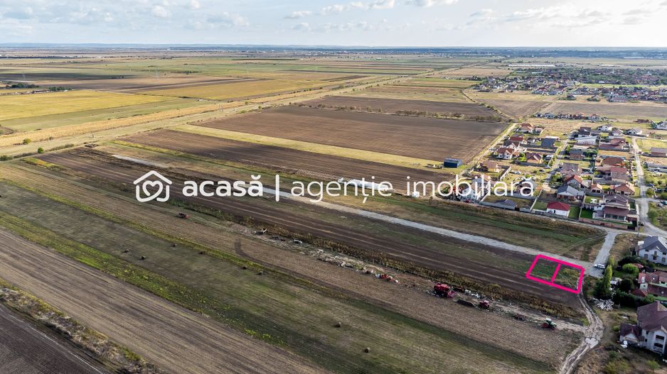 Teren pentru construcții în Livada, Arad, suprafață de 500 mp, FS 20m. - Poză 1