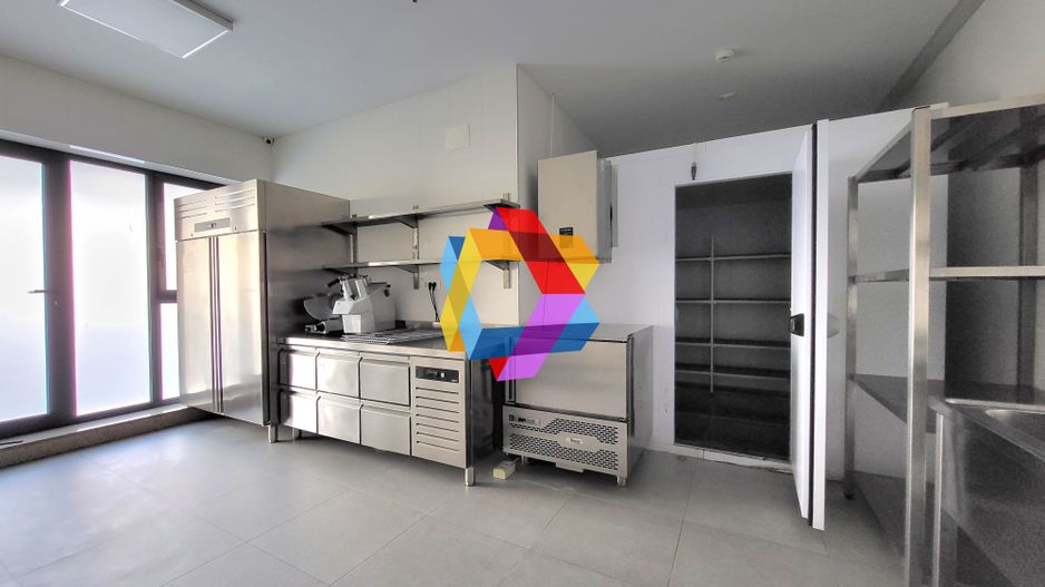 Restaurant in zona Coresi cu finisaje premium - 224 mp # plus-imo.ro - Poză 11