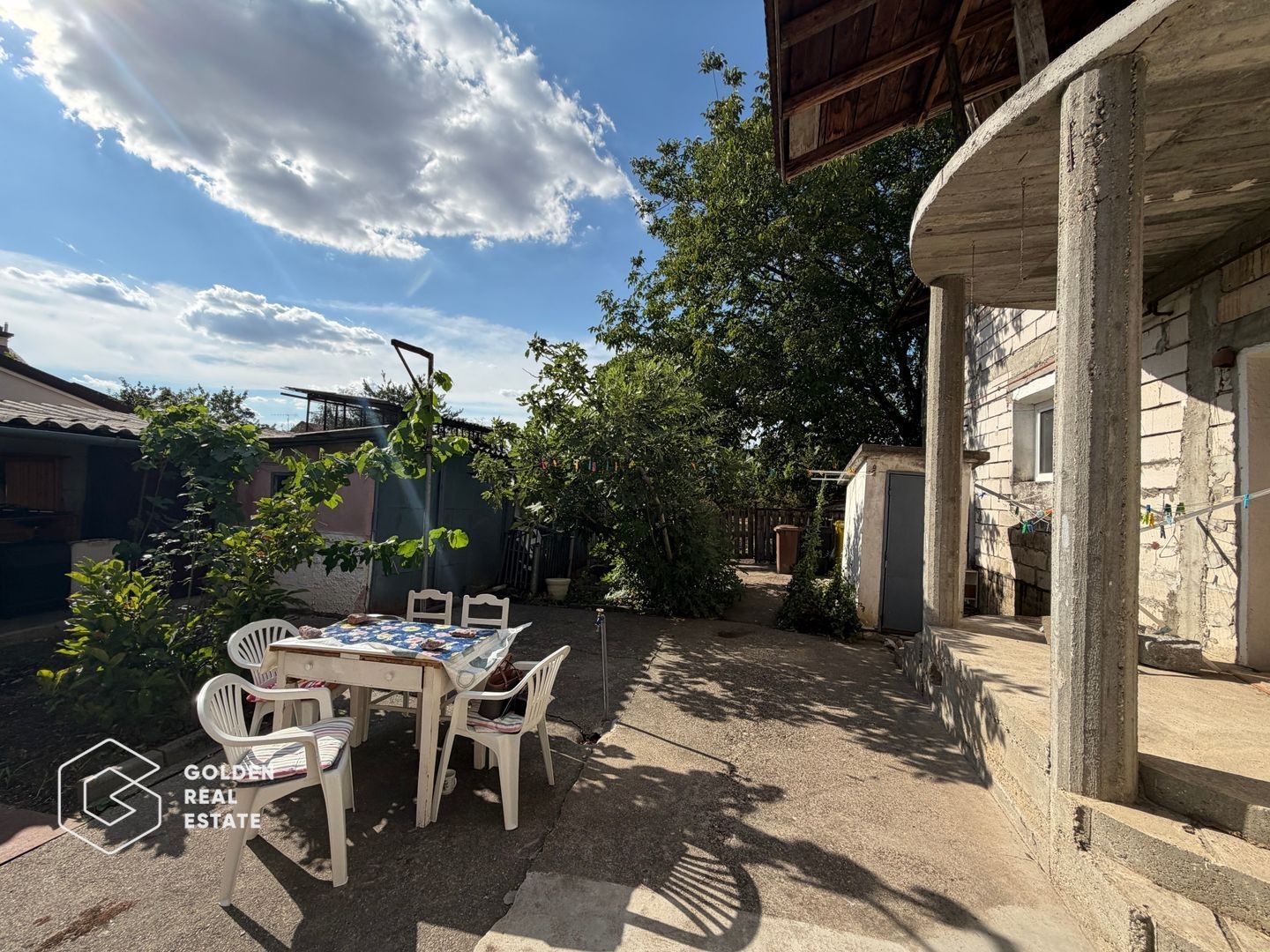 Casa cu doua corpuri de cladire in Gradiste - Poză 14