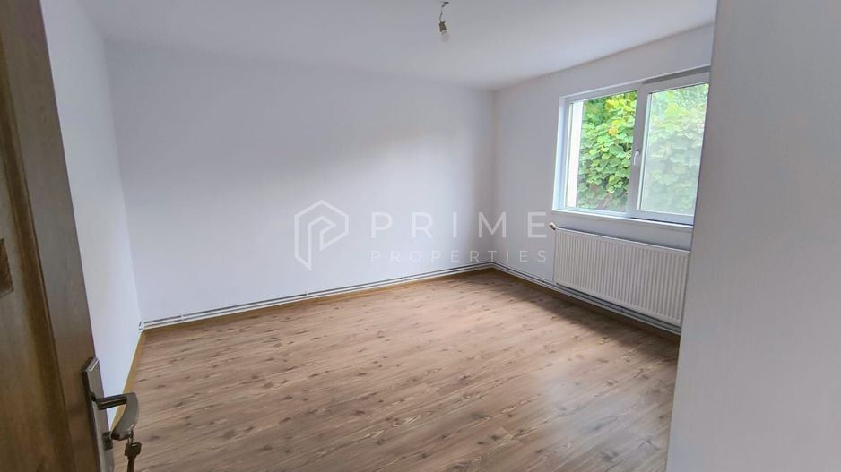 Casă cu 3 camere de vânzare, la cheie, în Unirii, Târgu Mureș - Poză 2