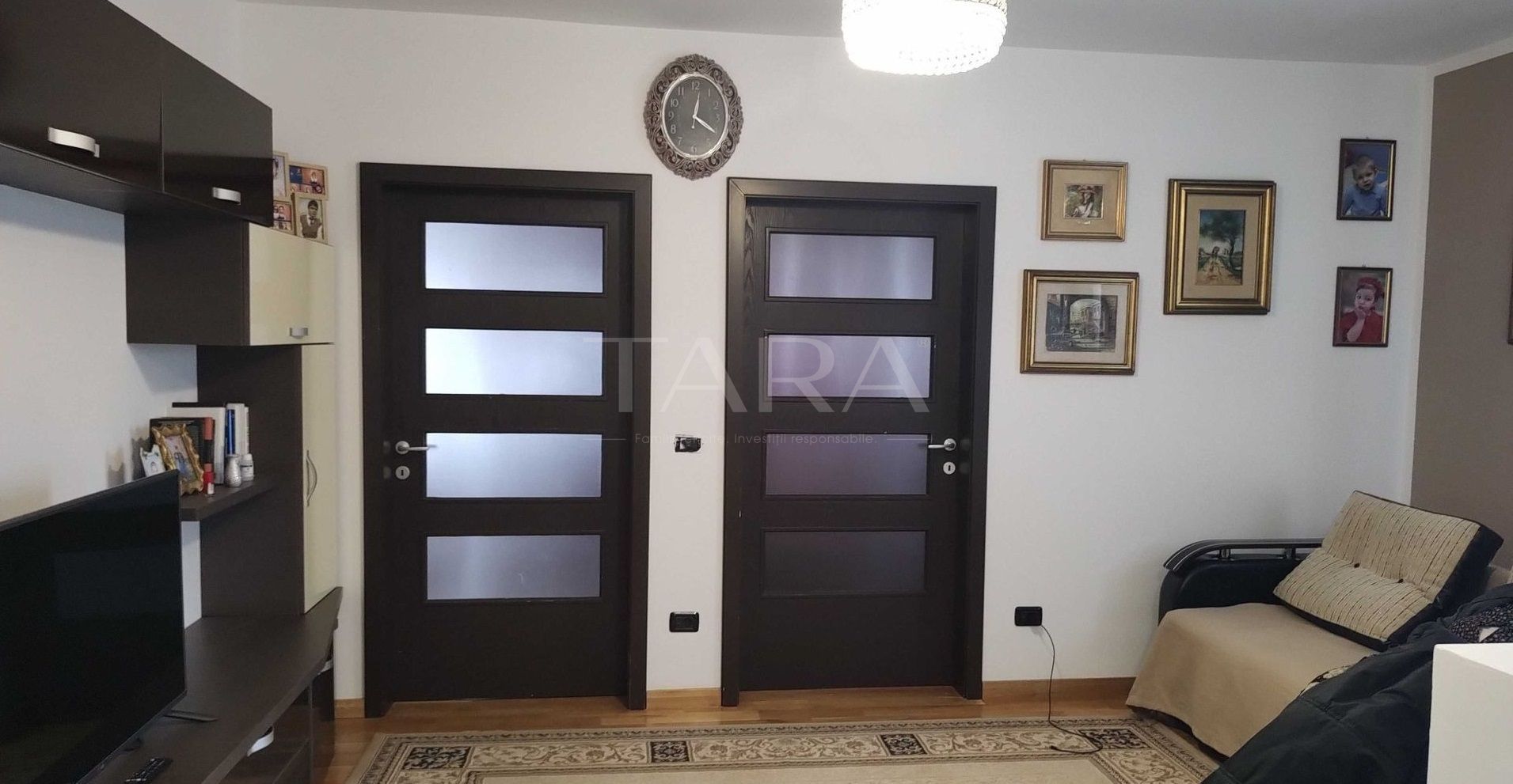 Apartament cu 3 camere – Florești, zona TerraÎți place această persona - Poză 1