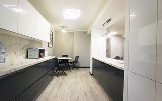 Chirie, apartament, 2 camere, strada Melestiu, Centru - Poză 1
