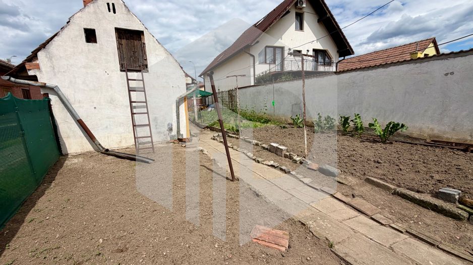 Casa+teren-Str. Kogălniceanu, Piață Cluj- 313 mp teren - Poză 8