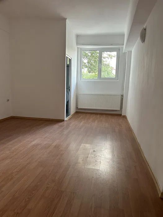 Casa la curte de inchiriat pretabila Afterschool/Spatiu Birouri - Poză 7