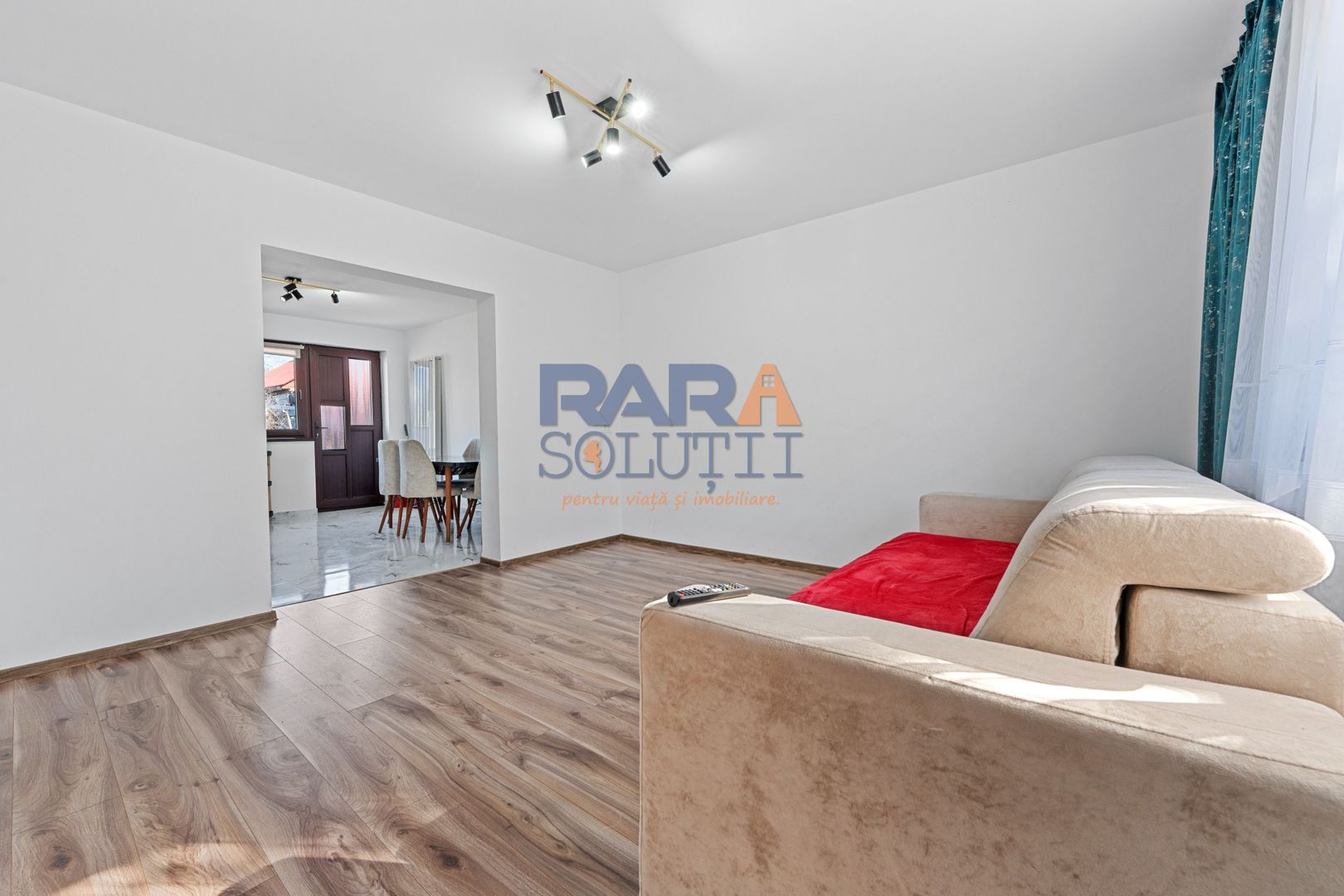 Casă nouă - 2800 mp teren - Poză 4