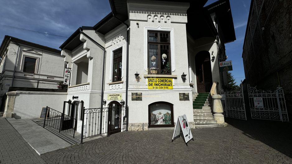 SPATIU COMERCIAL DE INCHIRIAT, 20 MP, ZONA CENTRALA, CAMPULUNG - Poză 1