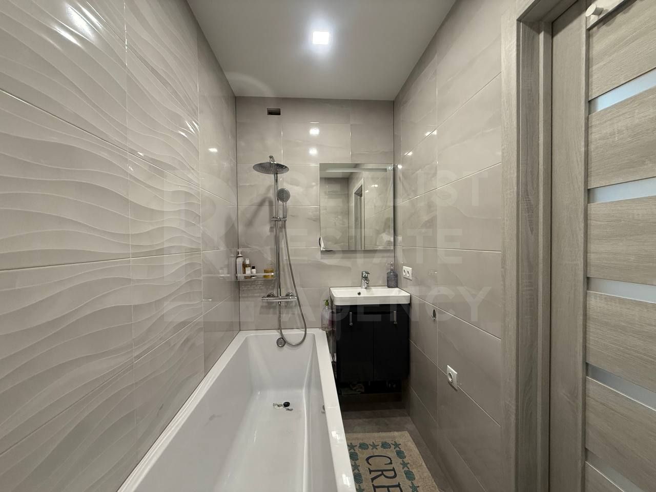 Vânzare, casă, 2 nivele, 3 camere, strada Miorița, Colonița. - Poză 14