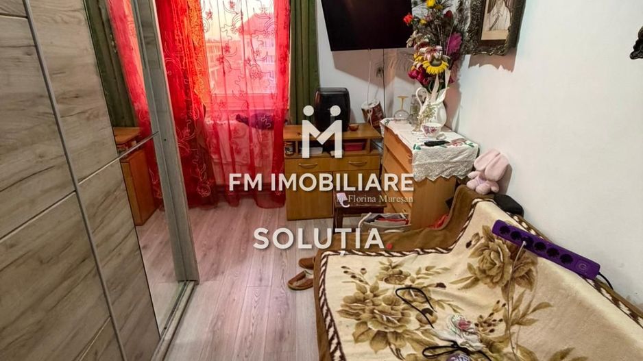 Apartament de vanzare decomandat -3 camere - Poză 8