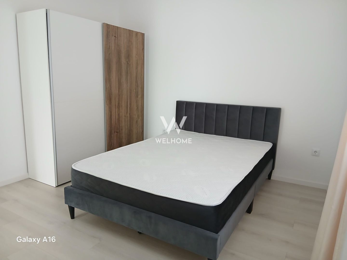 De închiriat – casă superbă cu 3 dormitoare, terasă și curte, Șelimbăr - Poză 7