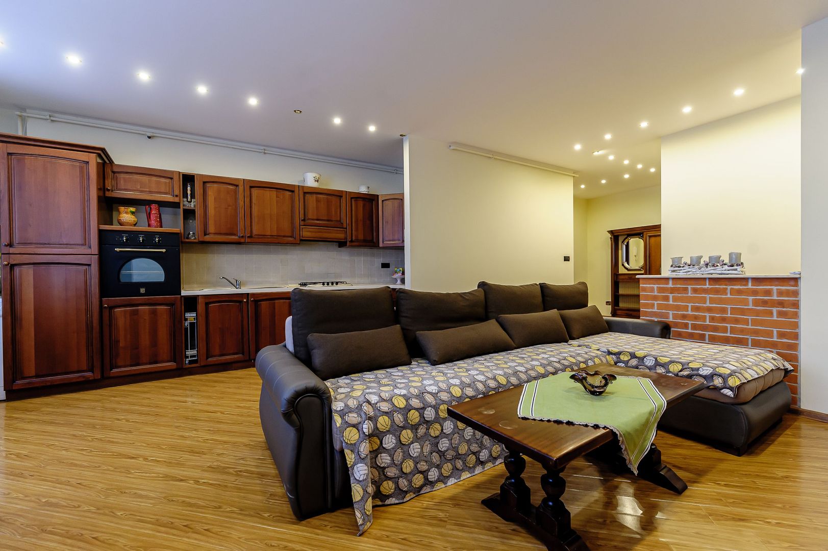 Apartament cu 3 camere, Urbanna. - Poză 4