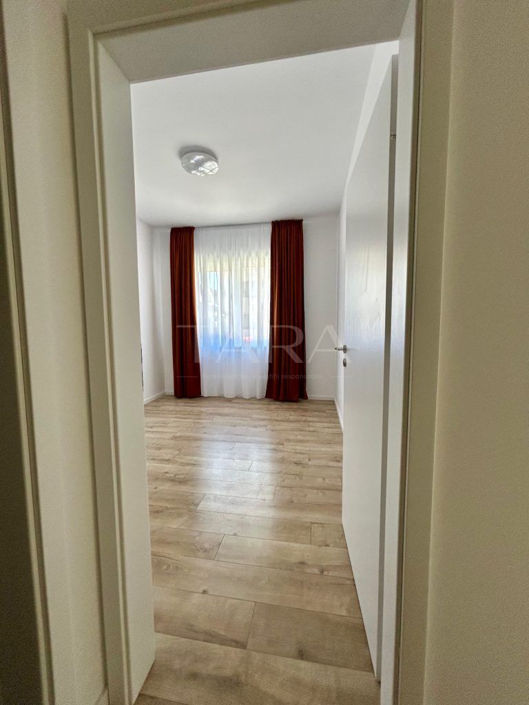 Apartament spațios cu 3 camere la parter înalt în zona Poligon Floreșt - Poză 6
