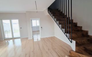 Moșnița Veche | 1/2 Duplex | 110 mp utili | Toate utilitatile|  Dormitor parter - Poză 4