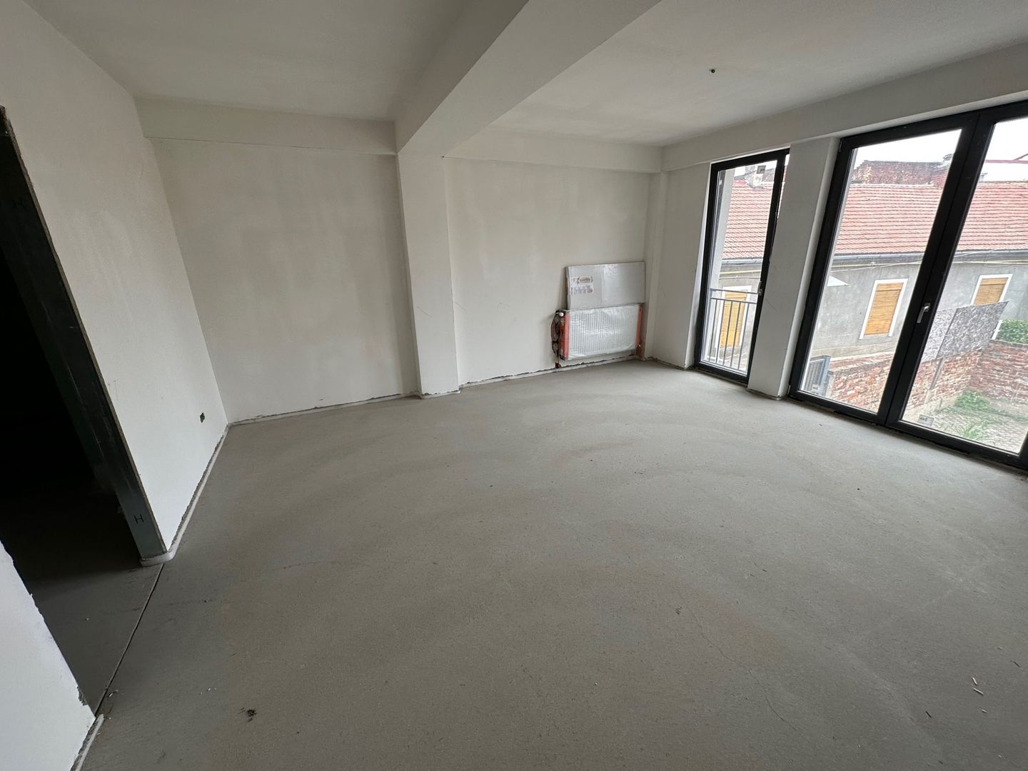 Cladire de birouri  Central pretabil activități medicale - Poză 1