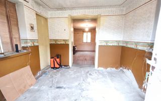 Casă de vânzare cu 10 ari teren -Central-Miresu Mare! - Poză 9