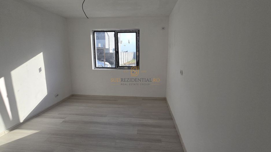 Casa individuala cu 3 camere si teren generos - Comuna Berceni, Ilfov - Poză 6