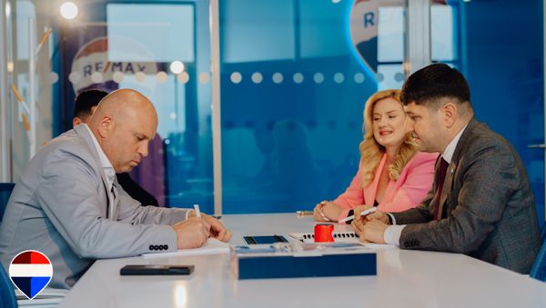 RE/MAX Moldova consolidează rețeaua prin resemnarea contractului de franciză cu RE/MAX Total