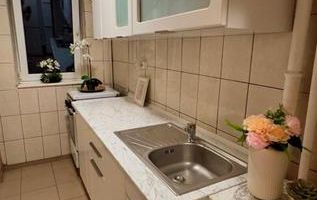 Ap. Huedin, stradal, decomandat, balcon inchis, vedere libera, parcare - Poză 4