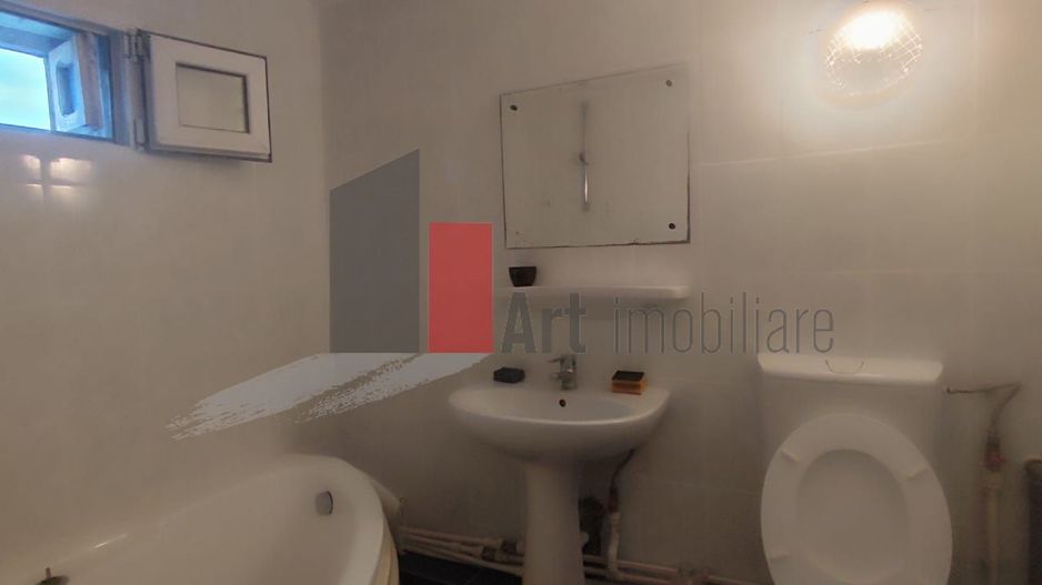 Casa "YENI" , constructie 2002, finisata complet - Poză 15