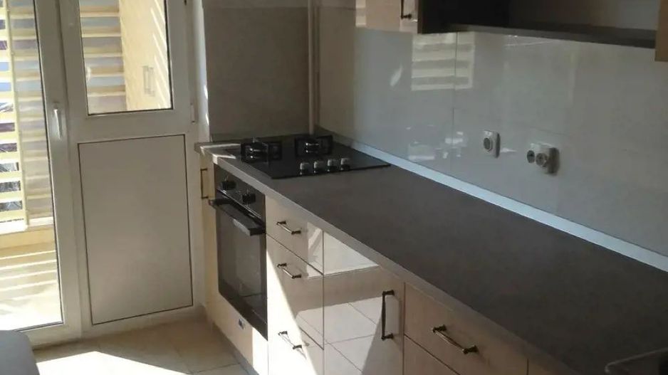 Garsonieră decomandată, mobilată, utilată, lângă Auchan Titan - Poză 7