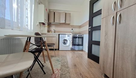 Liber apartament 1 camera, Nicolina, 2 minute de Belvedere, mobilat