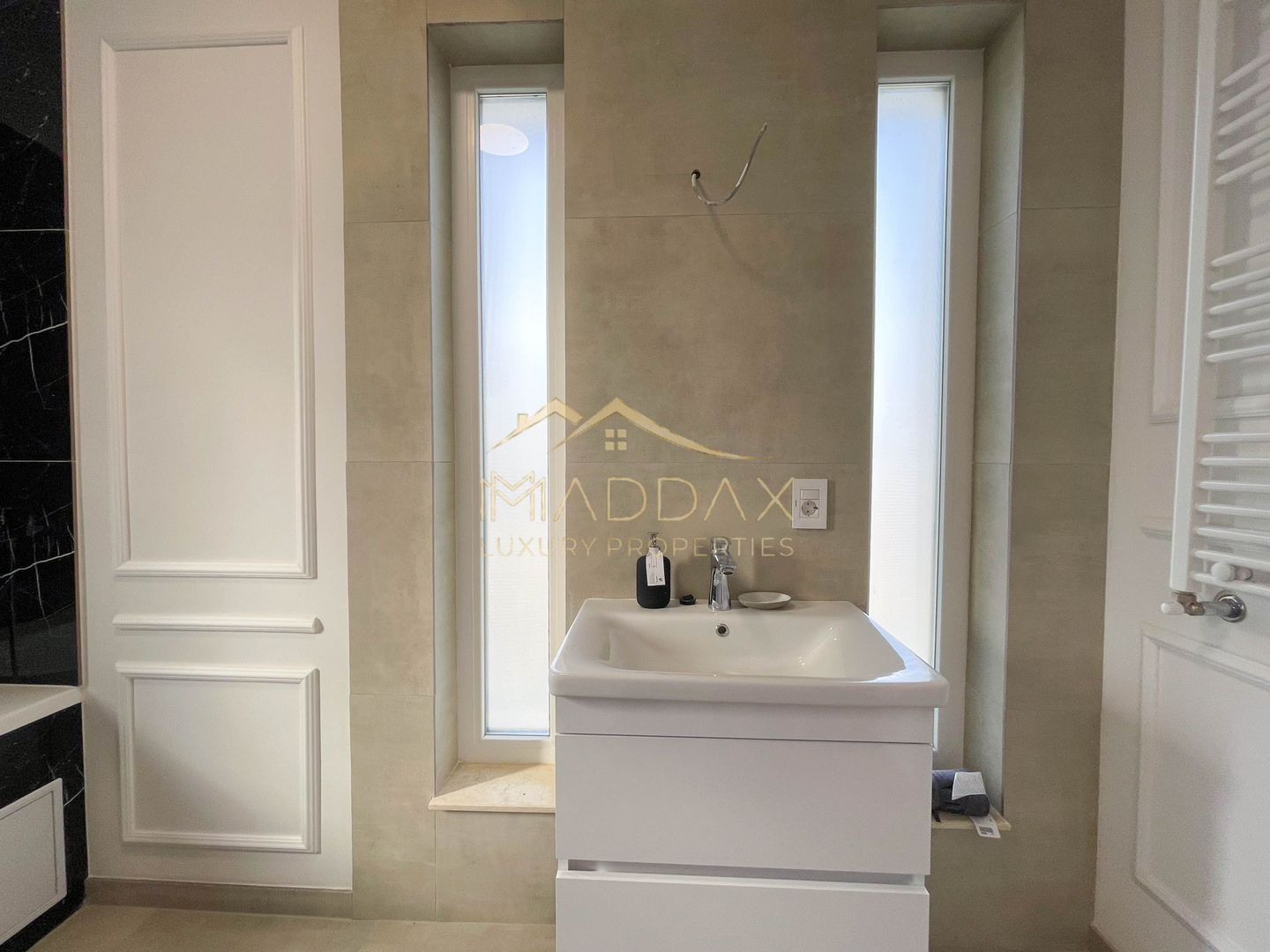 *** Vila 4 camere de vanzare II Nemobilata II Corbeanca - Poză 24