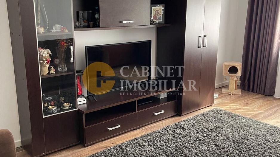 Nicolina - 3 Camere Decomandat Etaj 2 Bloc 1986 - Poză 3