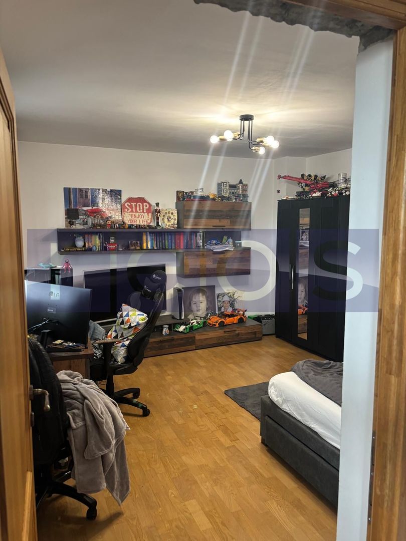 APARTAMENT DEOSEBIT DE VÂNZARE 5 CAMERE | VILA | ZONA CENTRALĂ - Poză 8