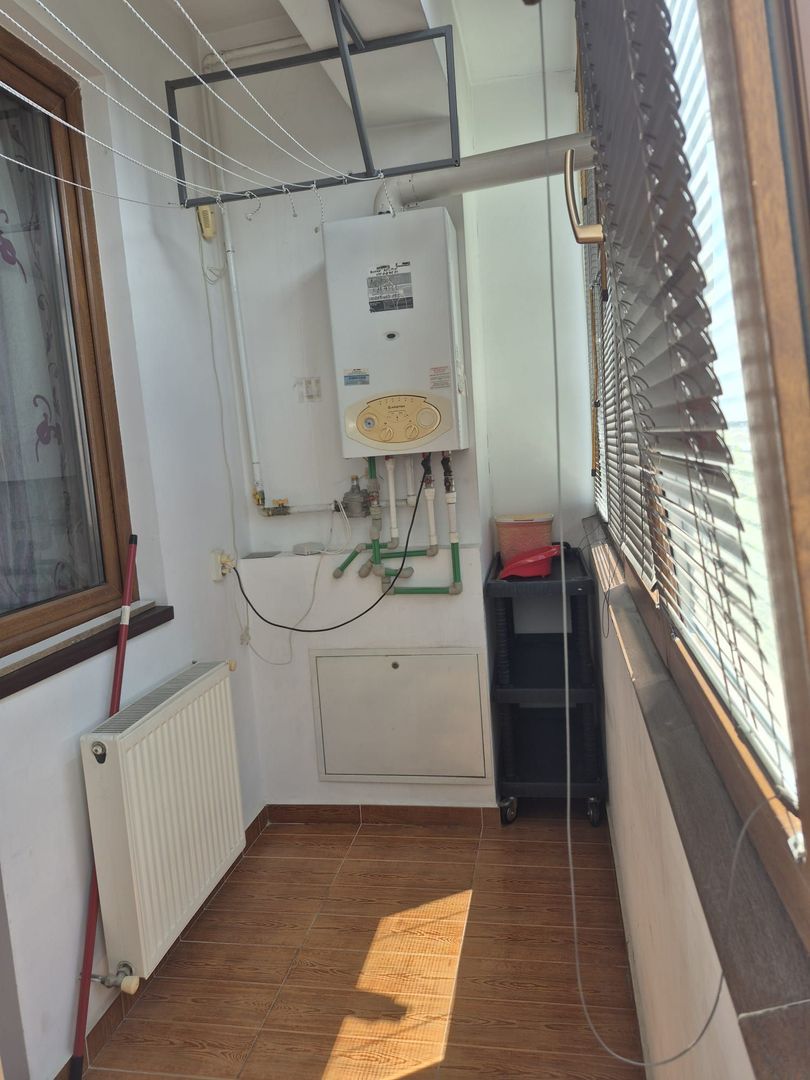 De inchiriat apartament cu 2 camere si loc de parcare, Cartierul Latin - Poză 12