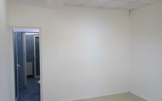 CENTRU (COD10) - Spatiu comercial / birouri de inchiriat - Poză 6