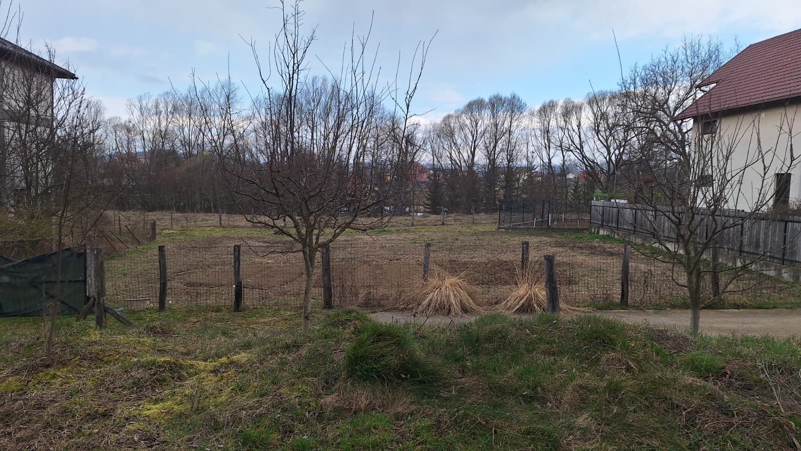 Teren intravilan Curtea de Arges - Poză 1