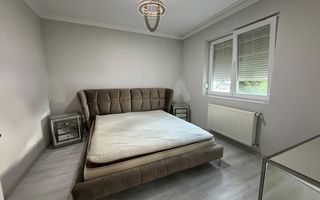Mobilat si utilat. Disponibil imediat. Loc de parcare - Poză 5