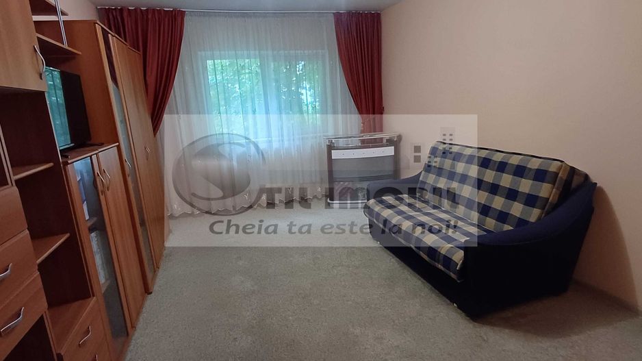 Apartament cu 3 camere si 2 bai, in Nicolina la etajul 3/4 ! - Poză 3