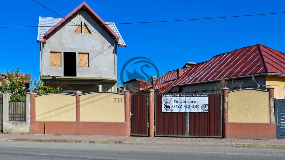 Casa la gri de vanzare | Zona Centrala - Bucov | Comision 0% - Poză 1