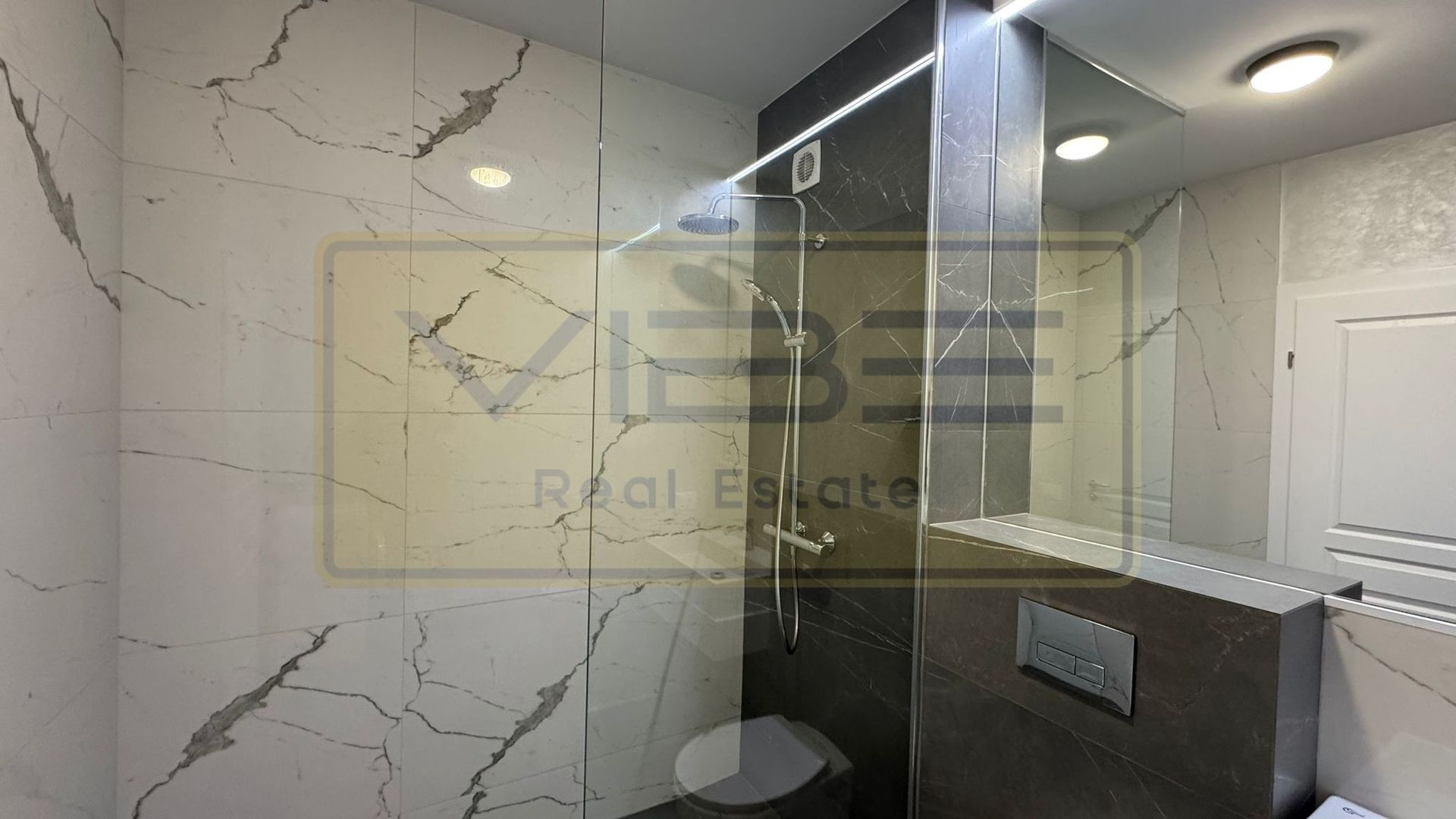 Apartament premium 1 camera + loc parcare  Comat Towers - Poză 21