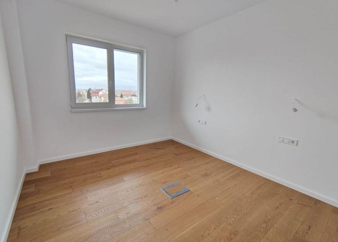Penthouse 4 camere 111 mp Terasa 78 mp 2 locuri parcare Doamna Stanca - Poză 6