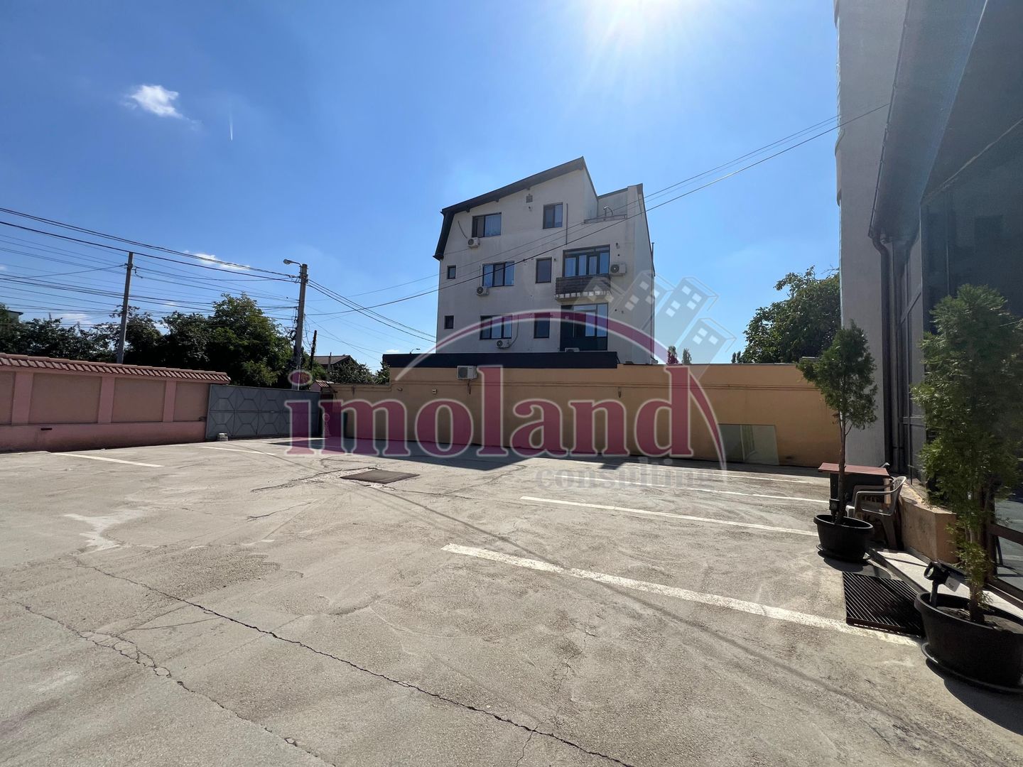 Casa 15 camere cu parcare mare - Jiului - Poză 22