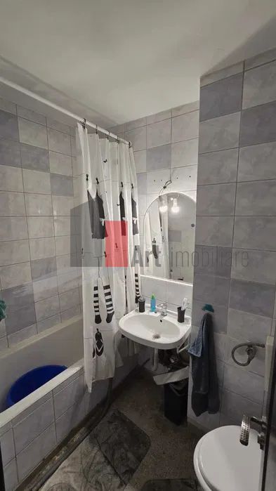 Aparatament 2 camere metrou Titan - Poză 3