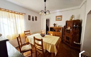 Casa tip duplex cu 6 camere, zona Republicii - Poză 4