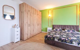 Casă spațioasă de vânzare – Strada Republicii nr. 105, Dragomirești - Poză 10