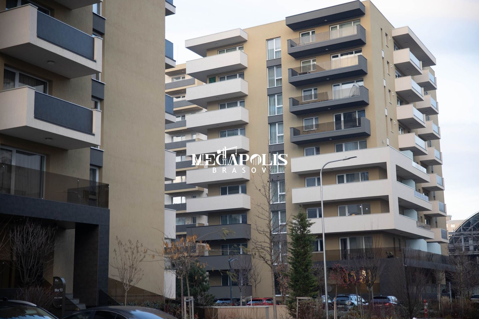 Urban Plaza - Poză 8