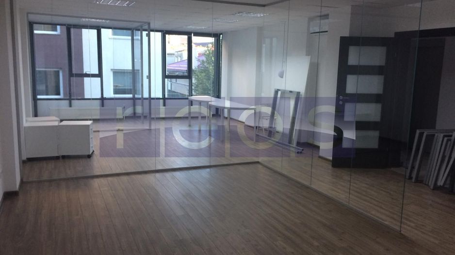 VANZARE CLADIRE BIROURI | ZONA DOROBANTI-BELLER - Poză 26