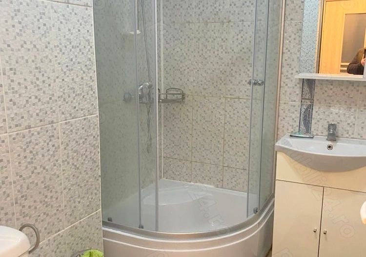 Apartament cu 2 camere de închiriat – Zona Centrală, Str. Domnească - Poză 8